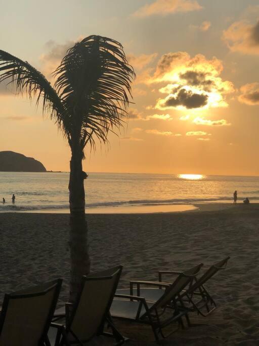 Bay View Grand Marina Ixtapa Condo En Pie De Playa Esterno foto
