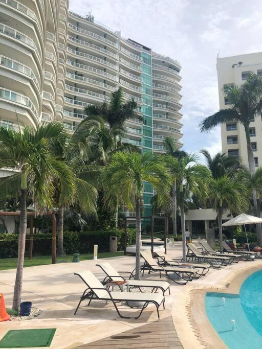 Bay View Grand Marina Ixtapa Condo En Pie De Playa Esterno foto