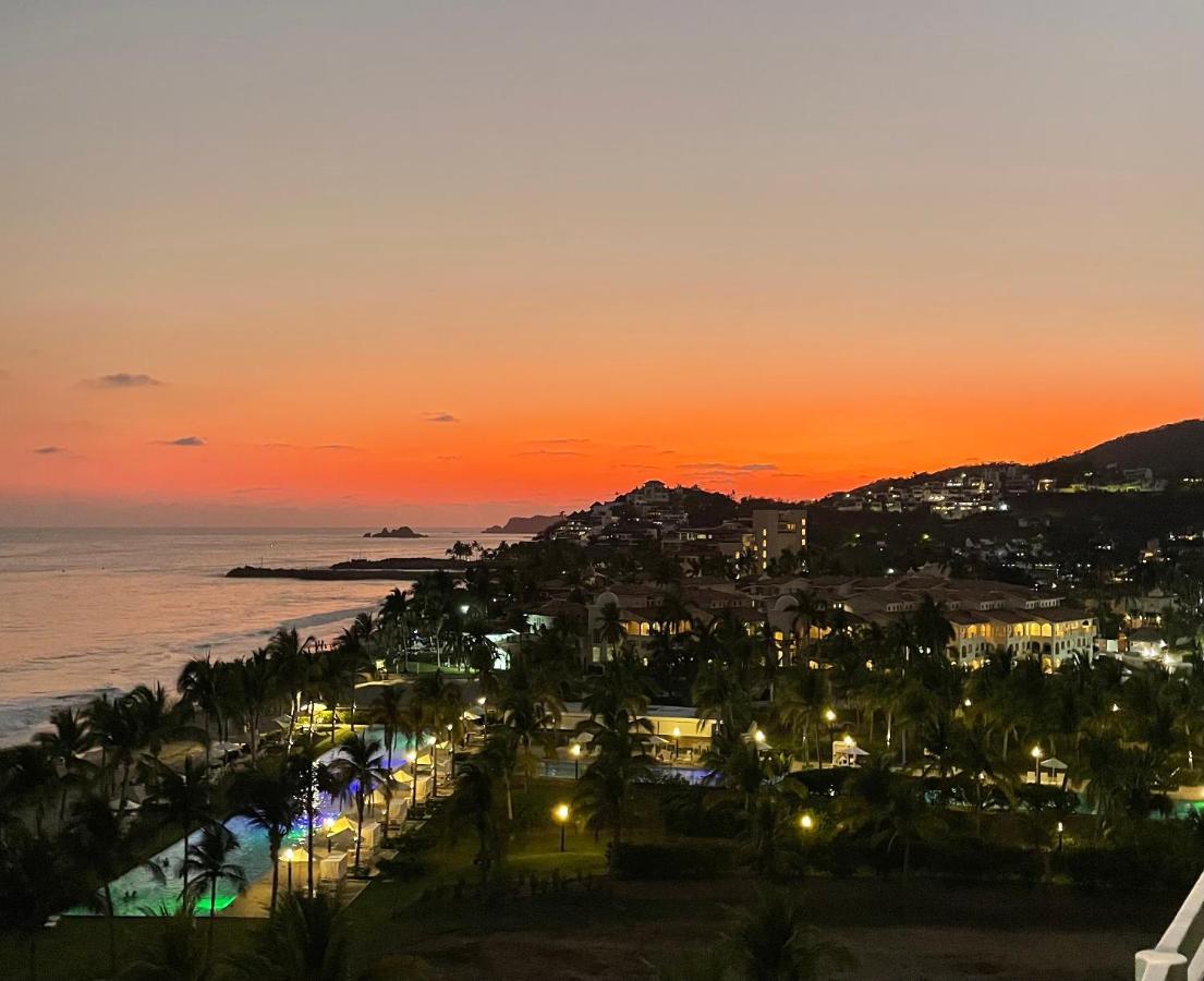 Bay View Grand Marina Ixtapa Condo En Pie De Playa Esterno foto