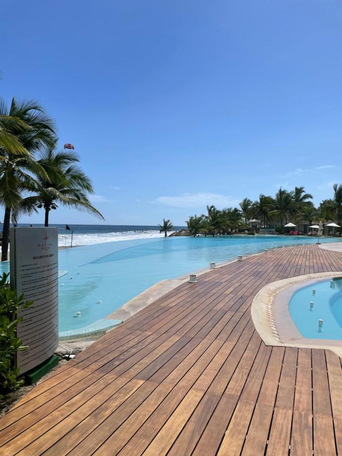 Bay View Grand Marina Ixtapa Condo En Pie De Playa Esterno foto