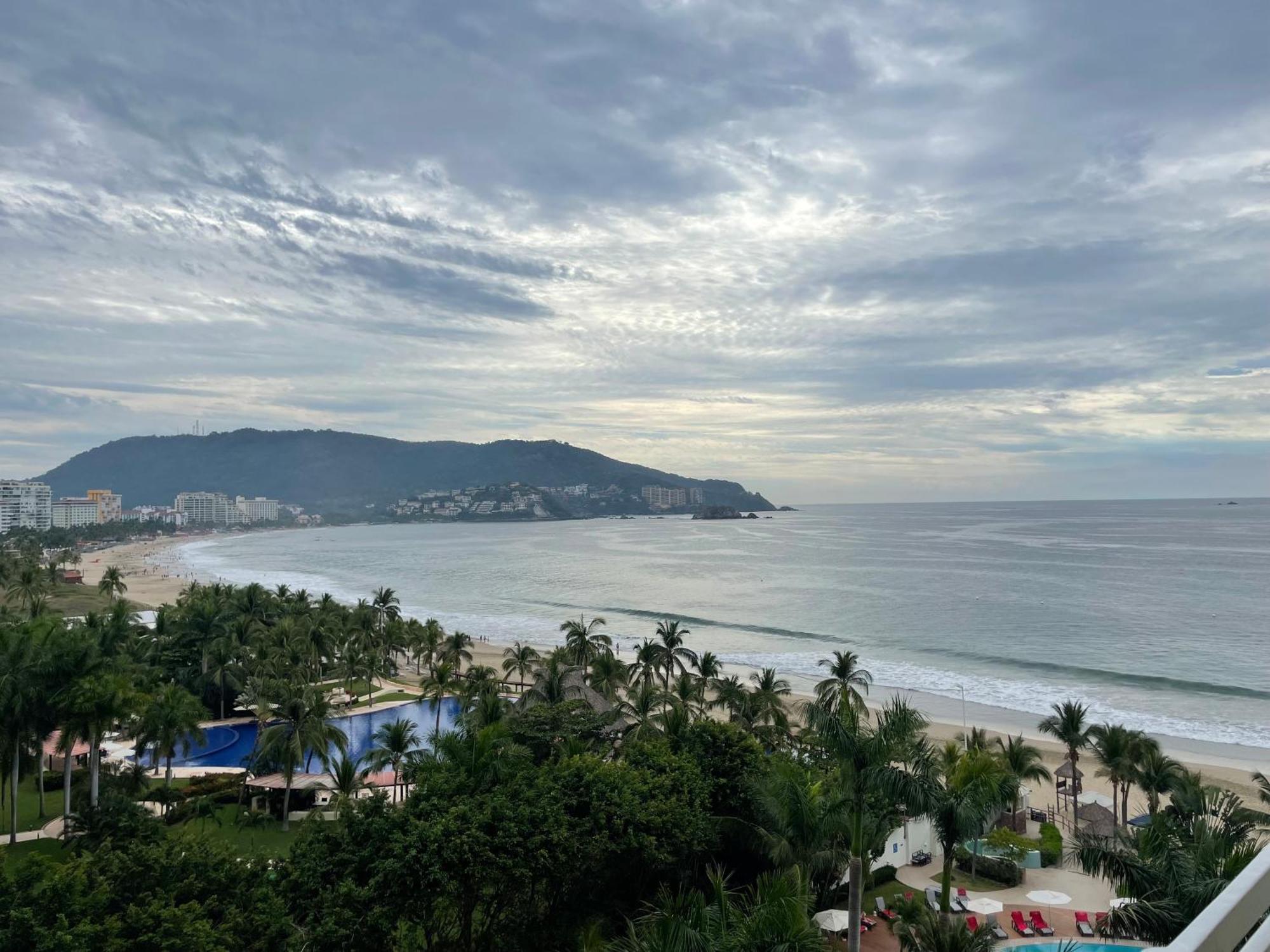 Bay View Grand Marina Ixtapa Condo En Pie De Playa Esterno foto