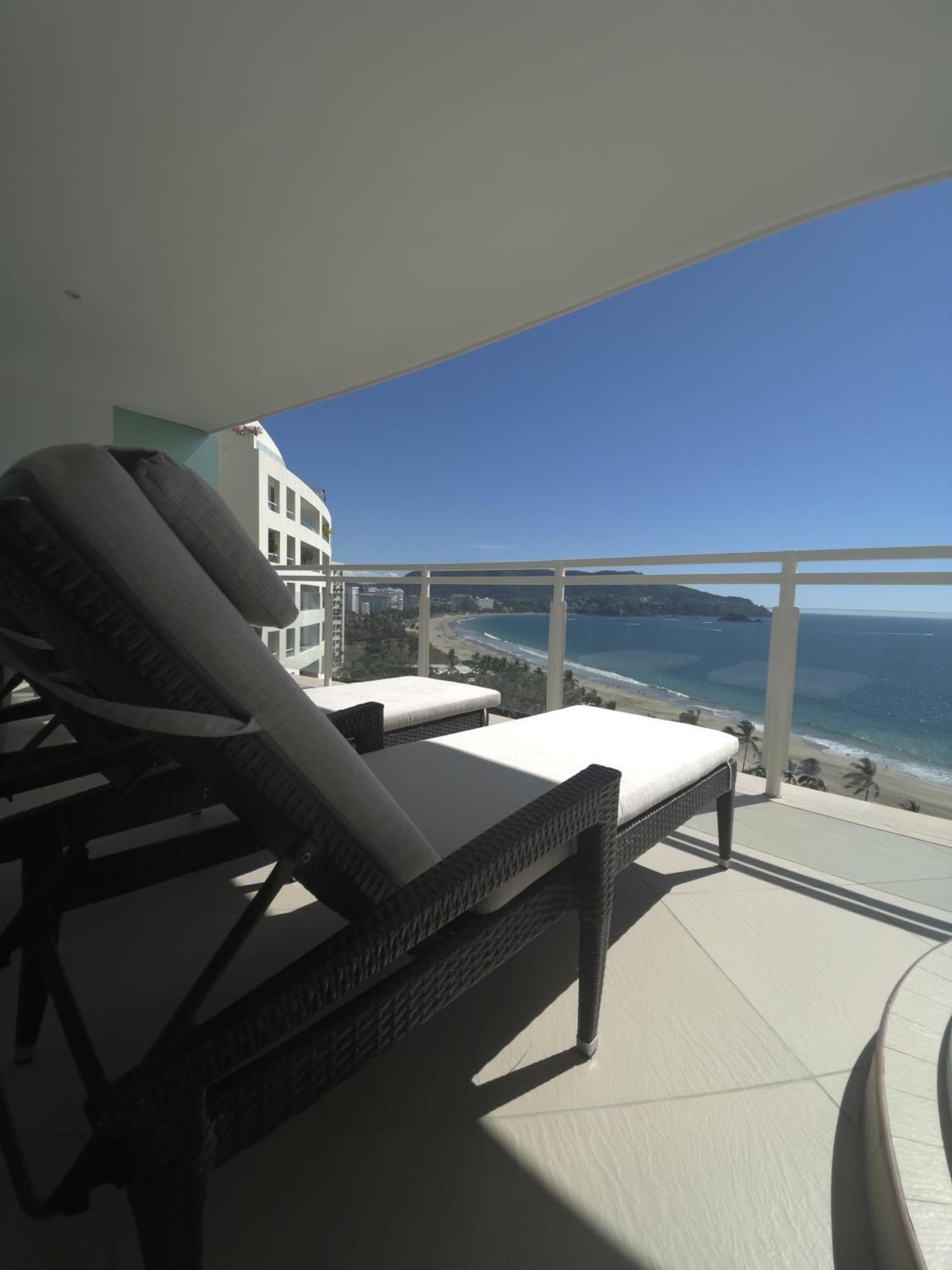 Bay View Grand Marina Ixtapa Condo En Pie De Playa Esterno foto